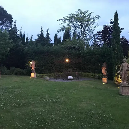 Villa D'exception A Avec Piscines Interieures Et Exterieures Palaja