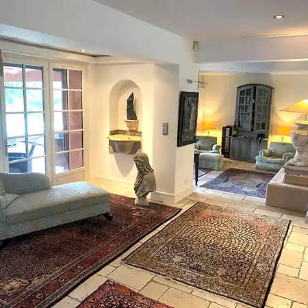 Villa D'exception A Avec Piscines Interieures Et Exterieures
