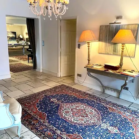 D'exception A Avec Piscines Interieures Et Exterieures Villa *